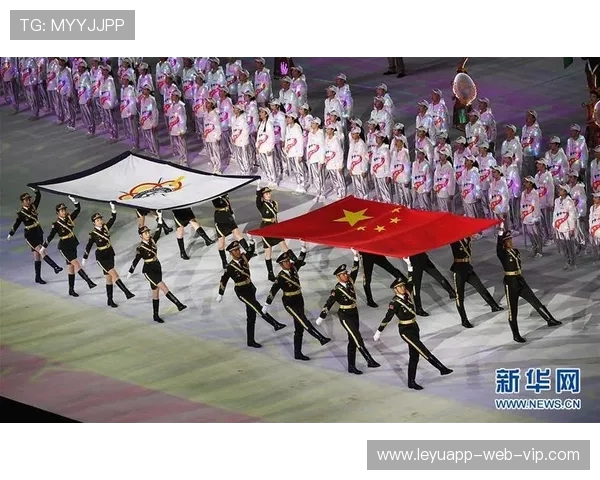 大暑海报亮相！潘展乐徐嘉余领衔国家队展现夏日拼搏风采